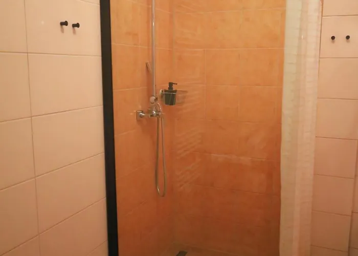 D'ali W Centrum Poznania Ul Rozana 21