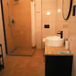D'ali W Centrum Poznania Ul Rozana 21 아파트 *
