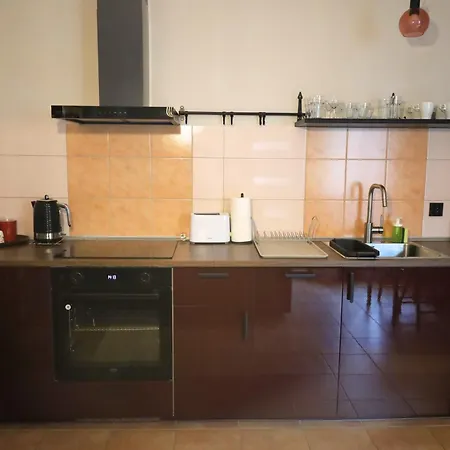D'ali W Centrum Poznania Ul Rozana 21 * Познань
