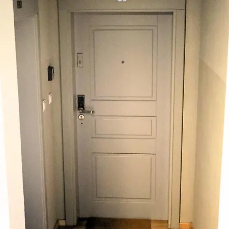 D'ali W Centrum Poznania Ul Rozana 21