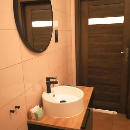D'ali W Centrum Poznania Ul Rozana 21 Апартаменты